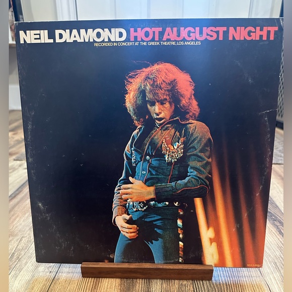 Neil Diamond "Hot August Night" 2 X vinyl LP MCA Records MCA 2-8000 1972 - Picture 1 of 7